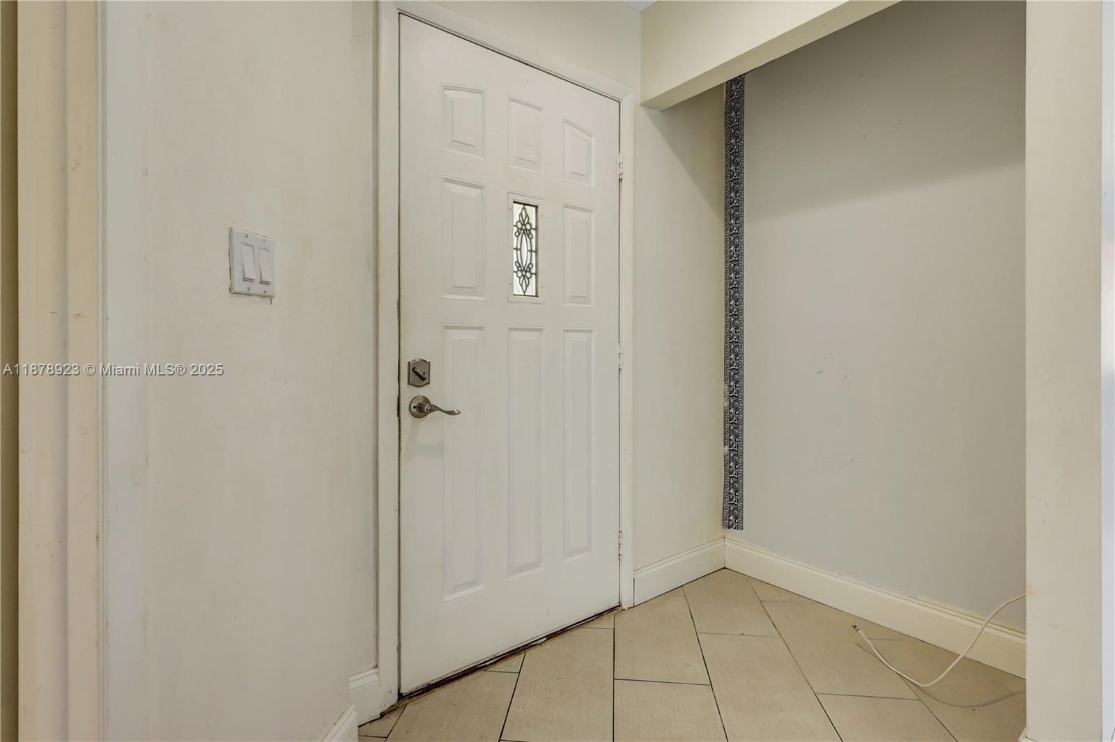 PEMBROKE LAKES SOUTH - Residential