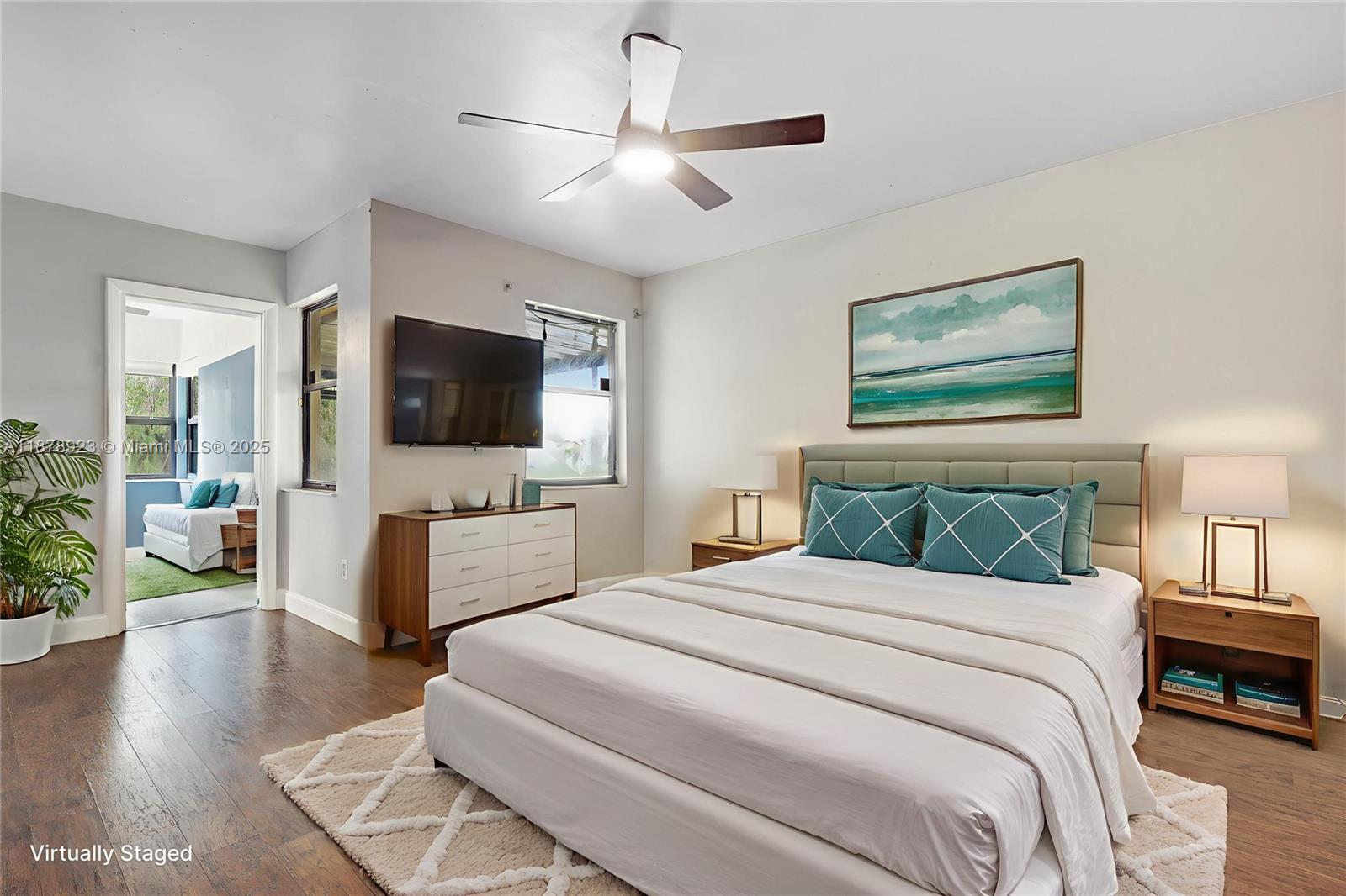 PEMBROKE LAKES SOUTH - Residential