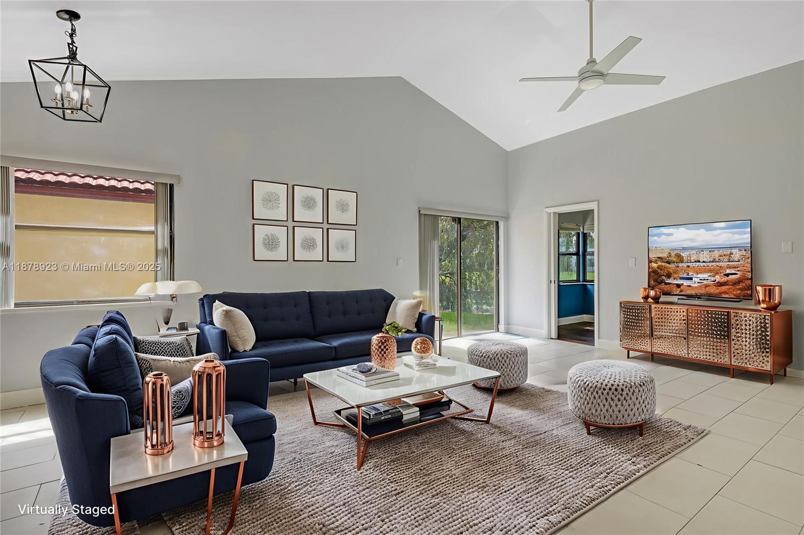 PEMBROKE LAKES SOUTH - Residential