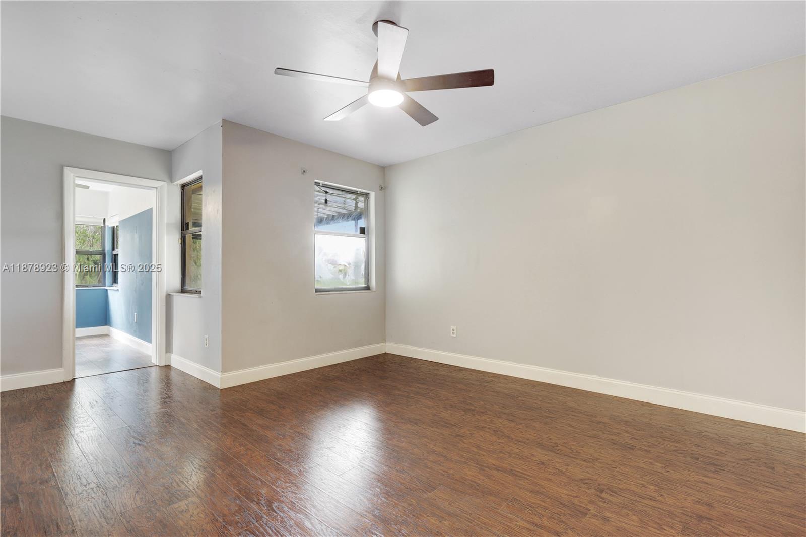 PEMBROKE LAKES SOUTH - Residential