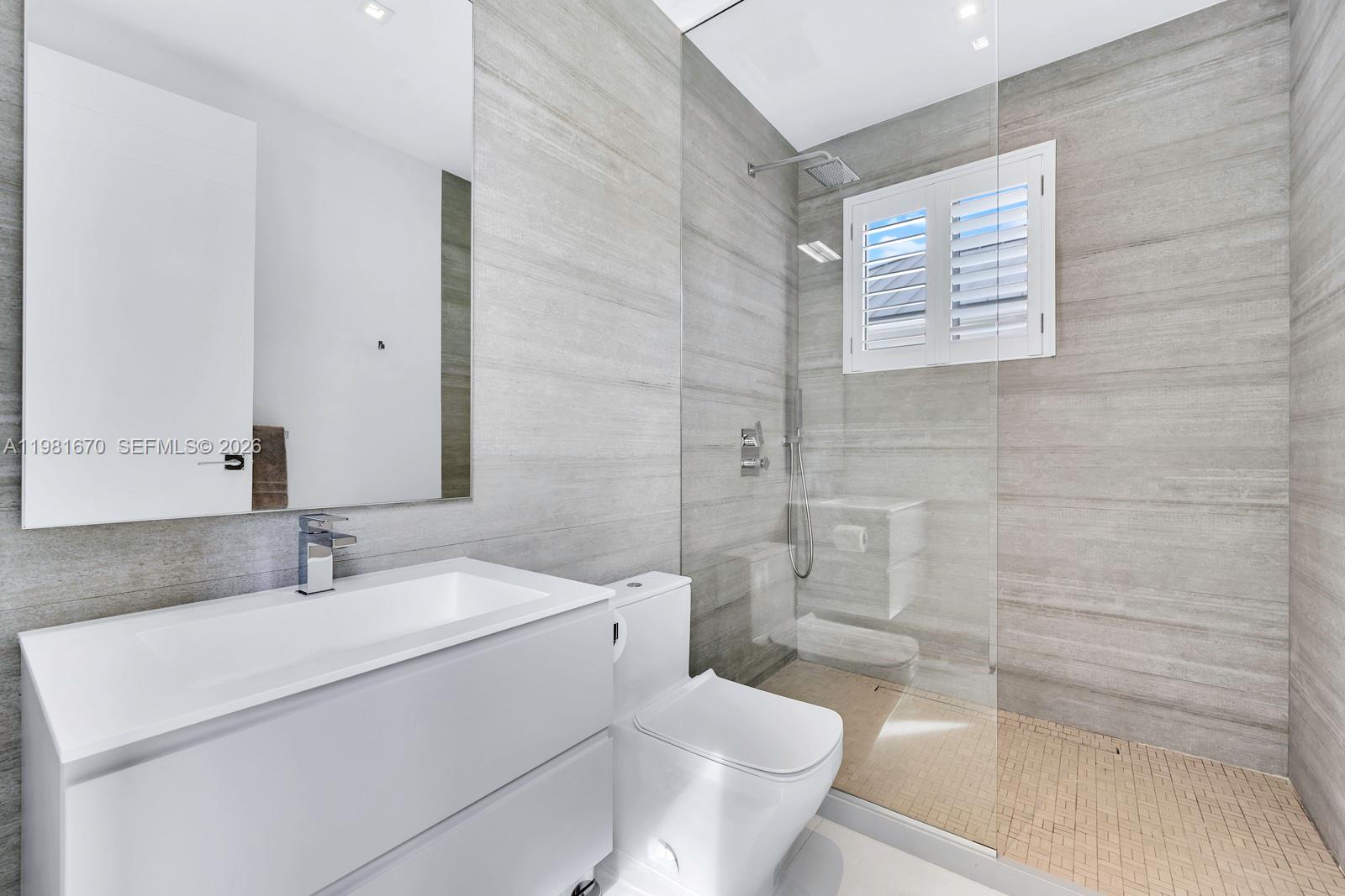 HIGH PINES REV PLAT OF 2N - Residential