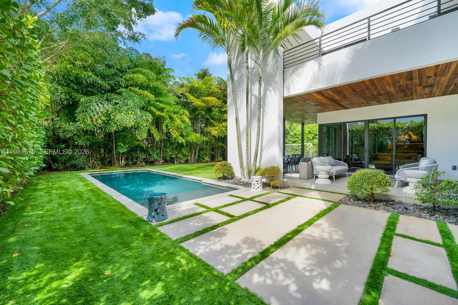 HIGH PINES REV PLAT OF 2N - Residential