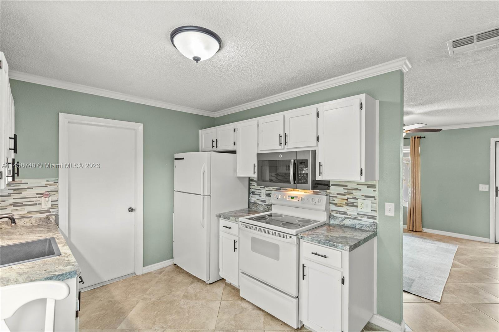 SILVER SPGS SHORES UN 28 - Residential