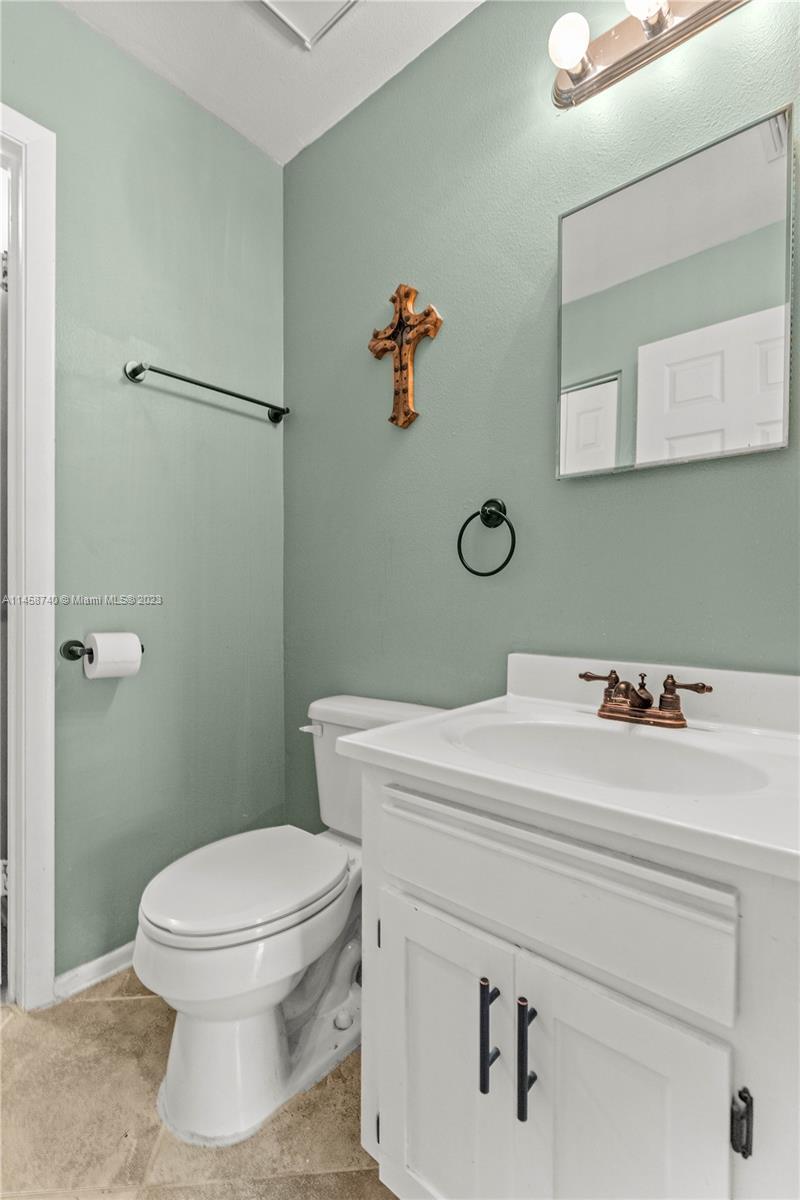 SILVER SPGS SHORES UN 28 - Residential