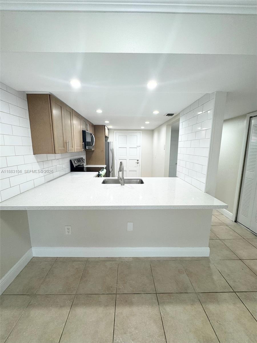 8500 SW 109th Ave 6-230