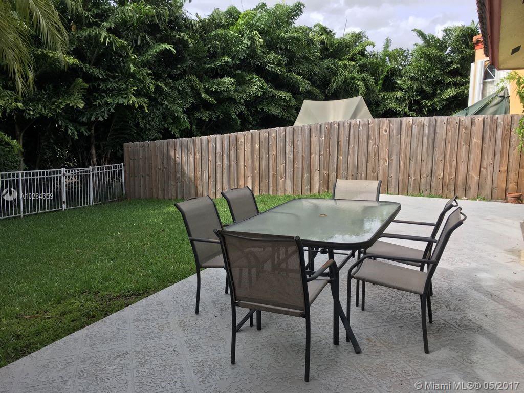 DORAL DUNES - Residential Lease