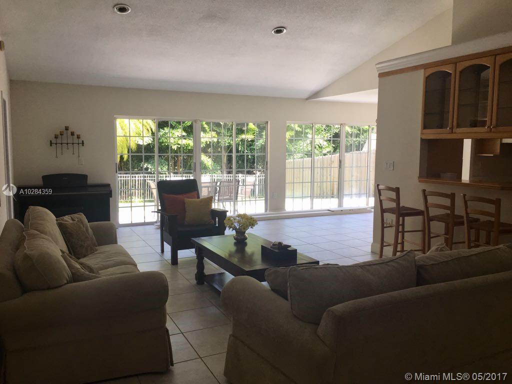 DORAL DUNES - Residential Lease