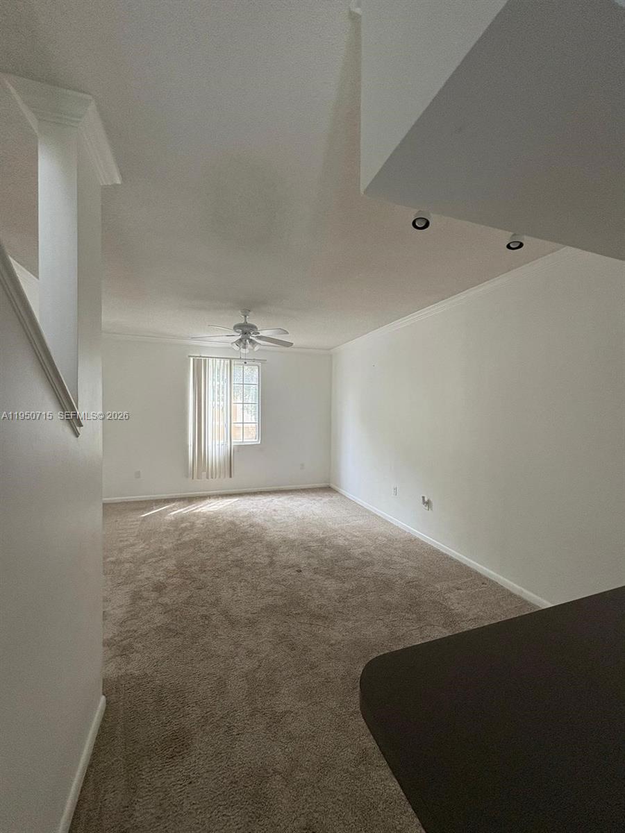 2931 NE 185th St 1101, Aventura, FL, 33180/$292,000 4 2931 NE 185th St 1101