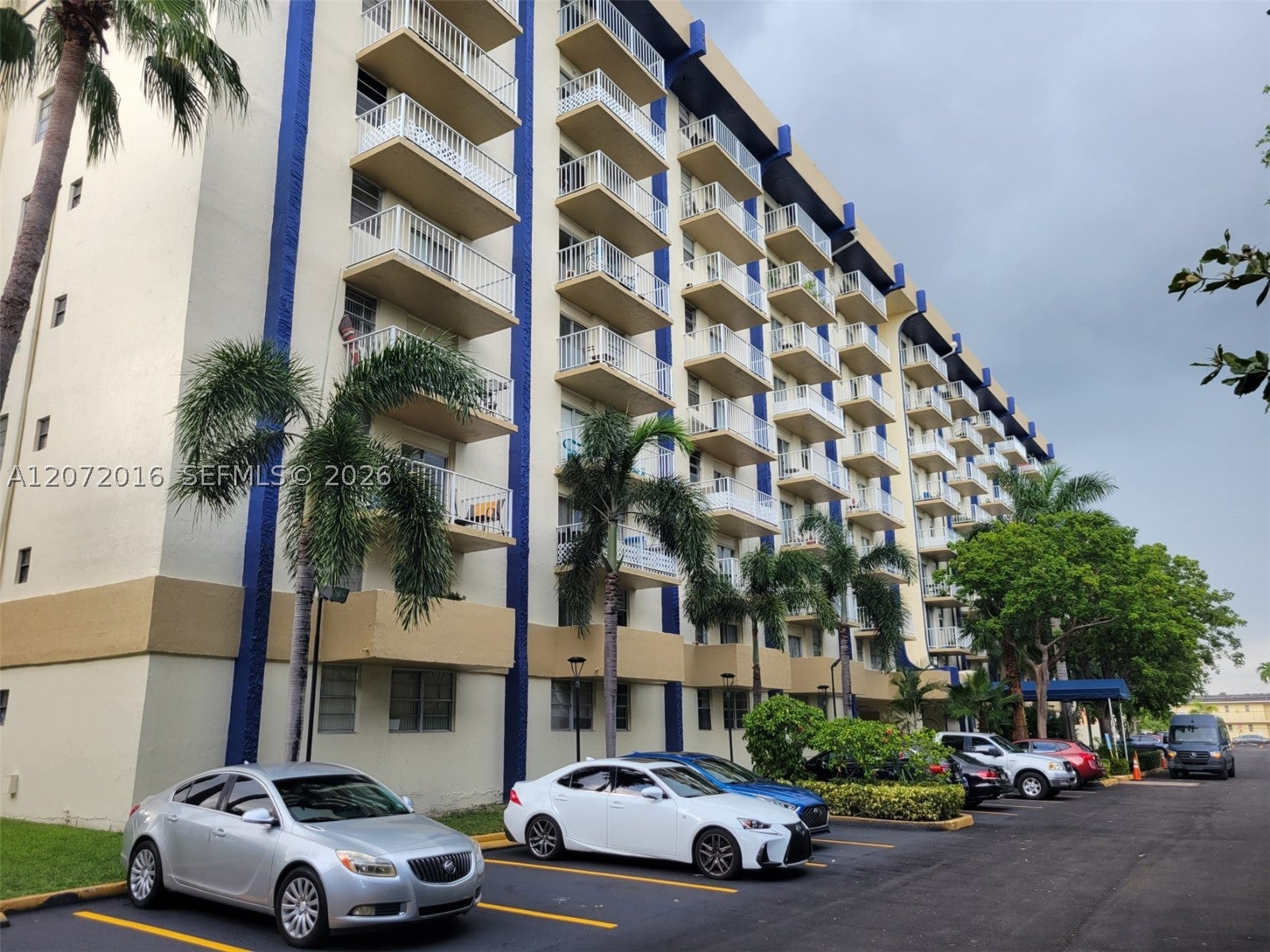 4550 NW 9th St