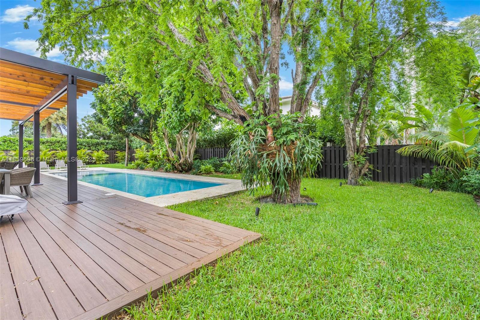 OLD CUTLER CREEK - Residential