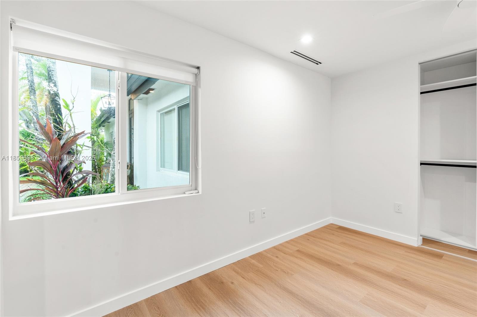 OLD CUTLER CREEK - Residential