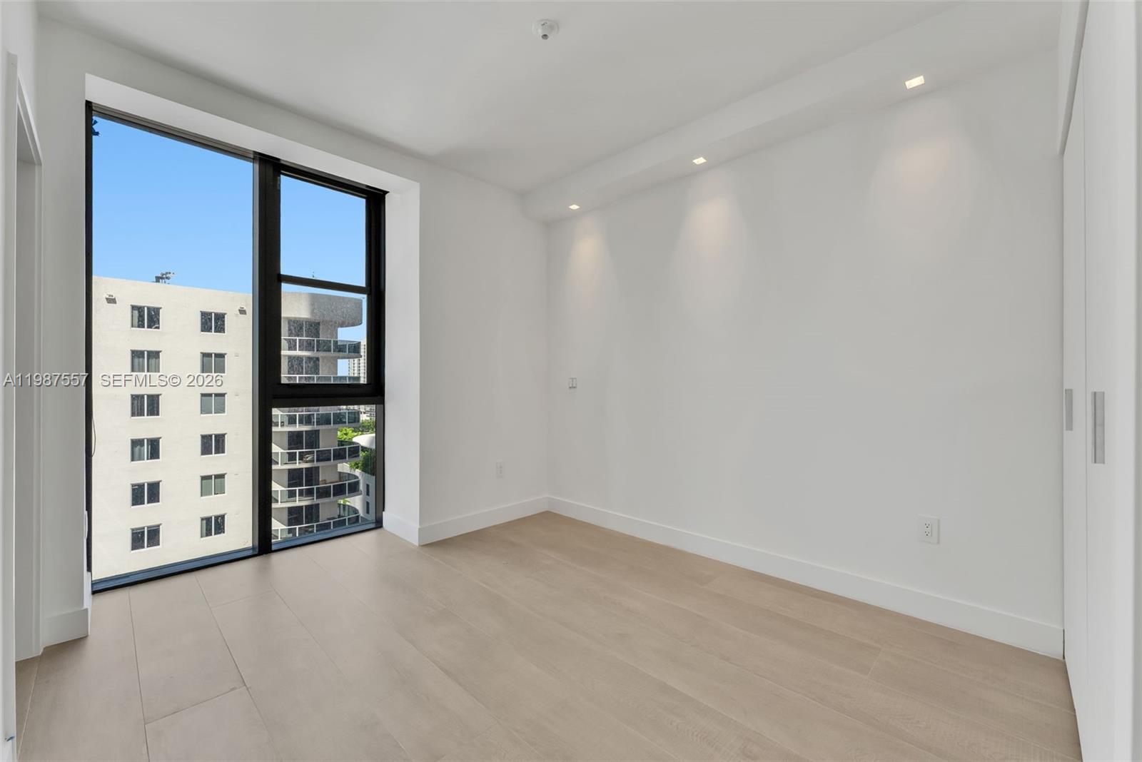 ARIA RESERVE - Residential