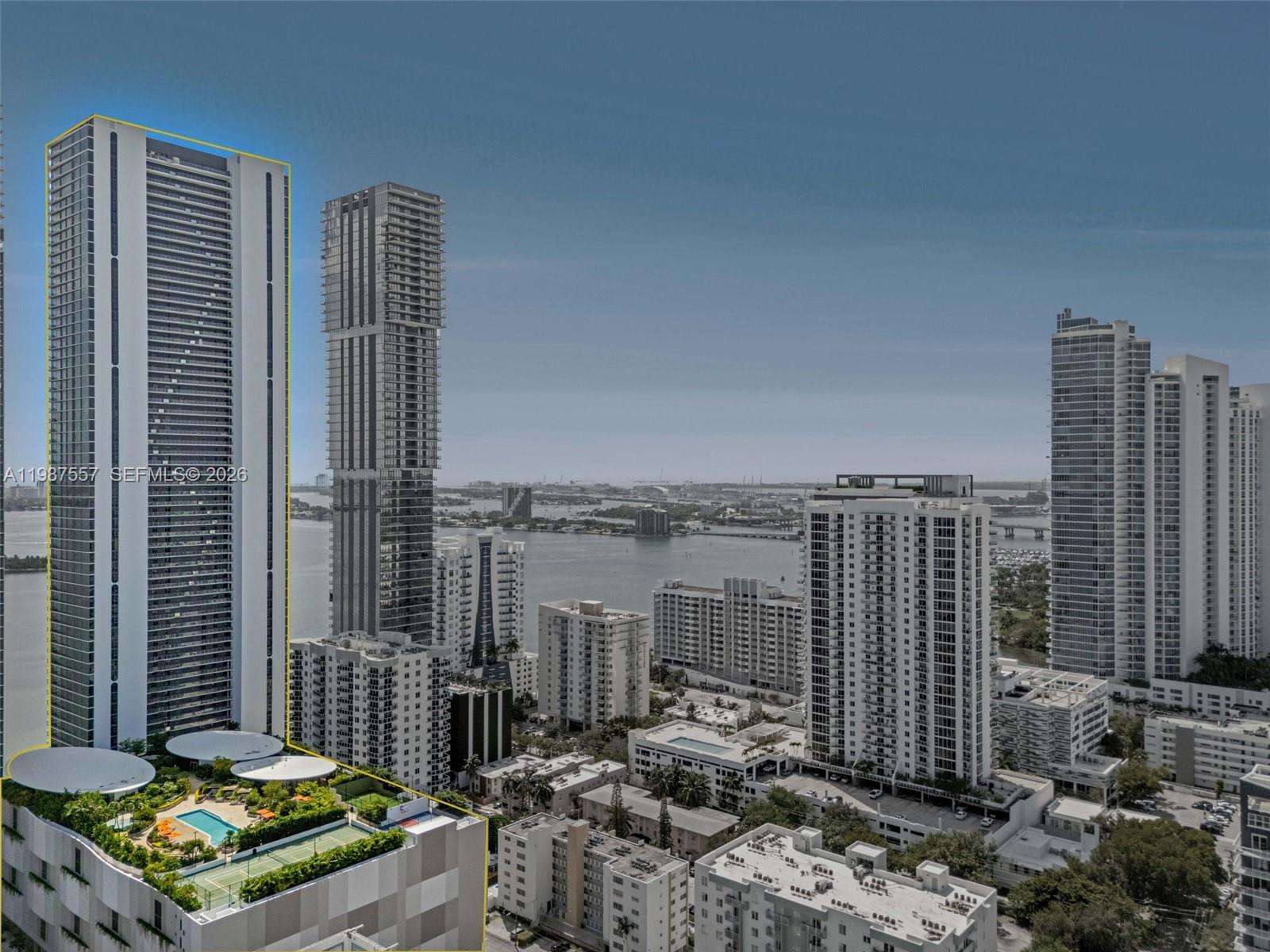 ARIA RESERVE - Residential