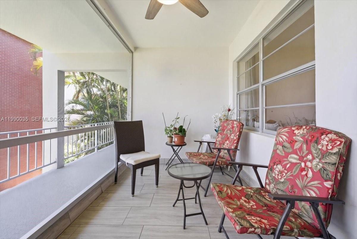 PARADISE VILLAS CONDO - Residential