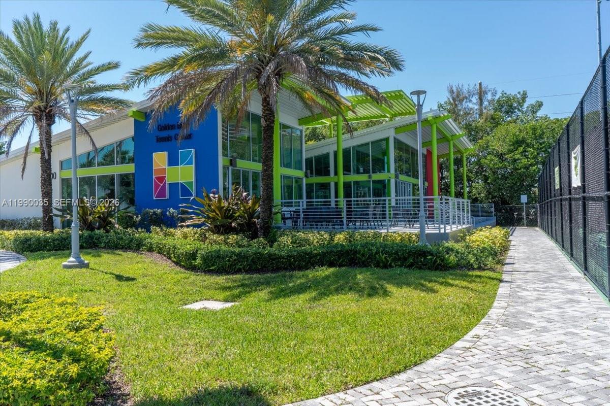 PARADISE VILLAS CONDO - Residential