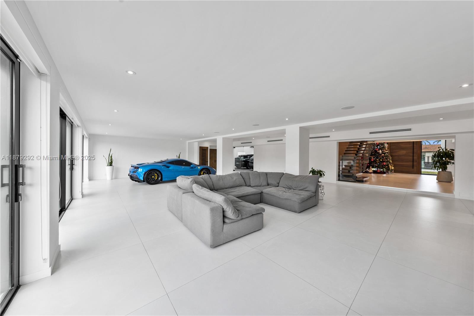 SWEETWATER ESTS SUB - Residential