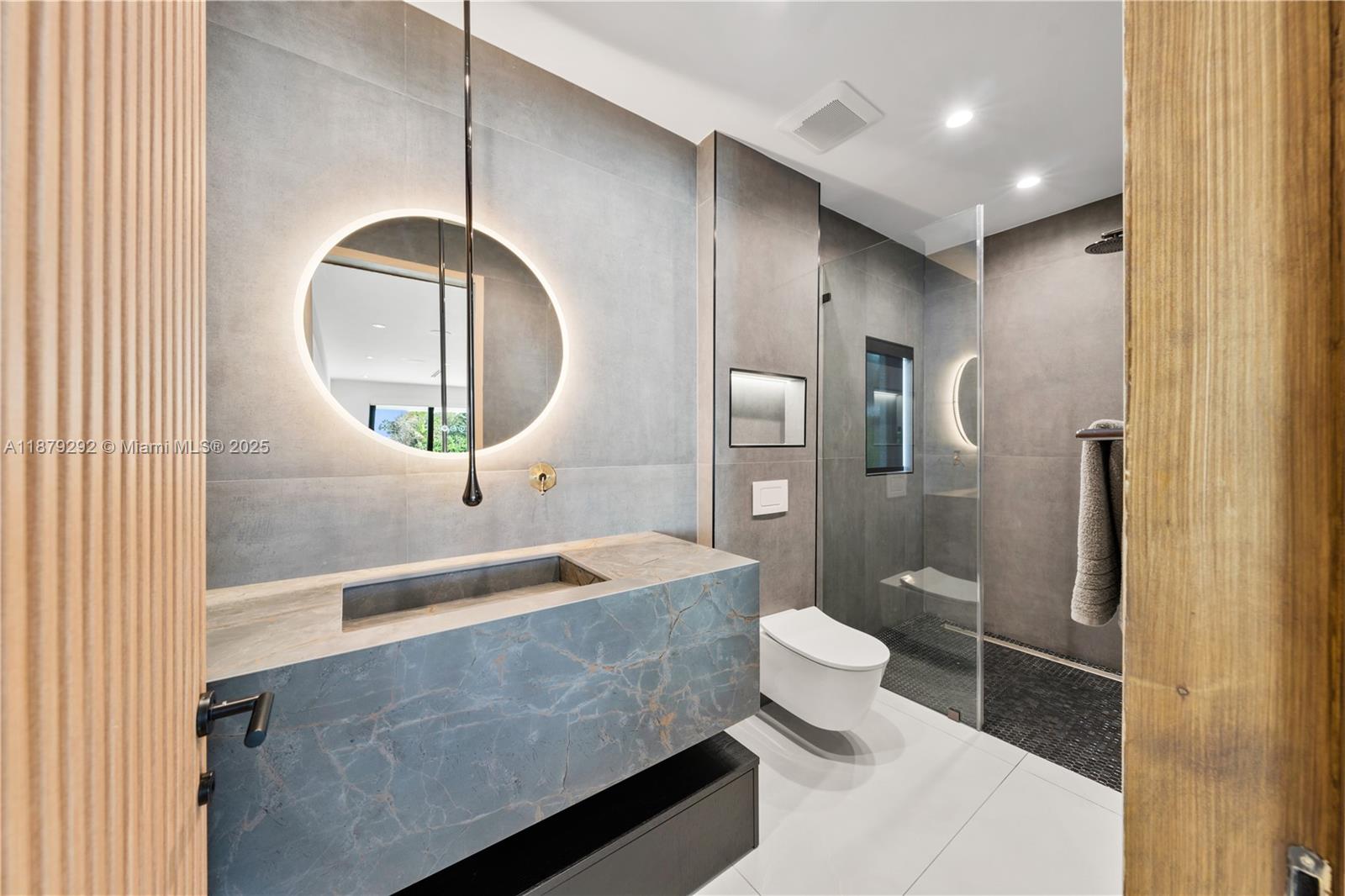 SWEETWATER ESTS SUB - Residential