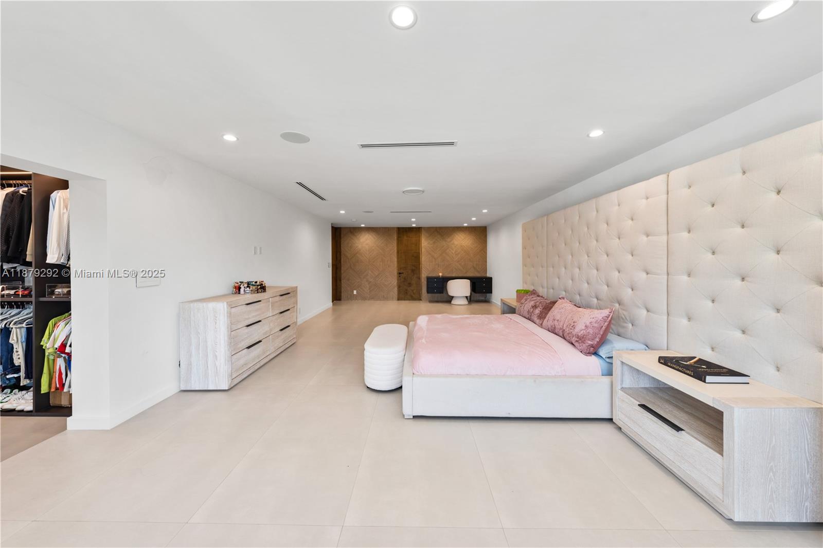 SWEETWATER ESTS SUB - Residential