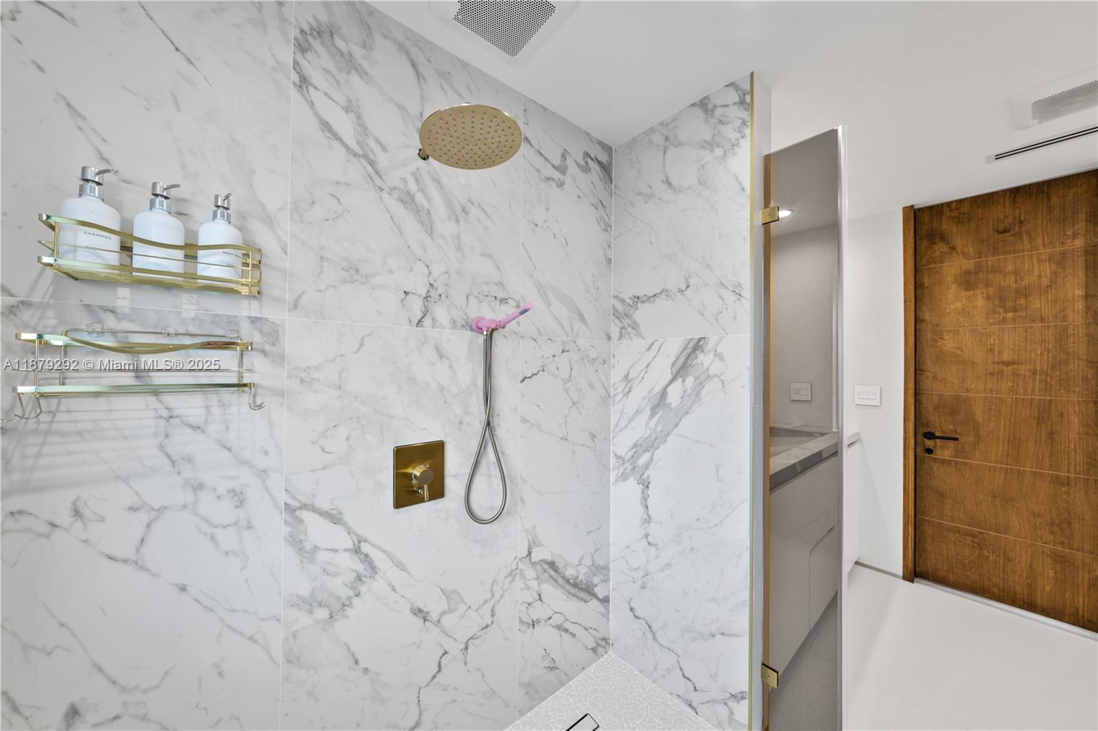 SWEETWATER ESTS SUB - Residential