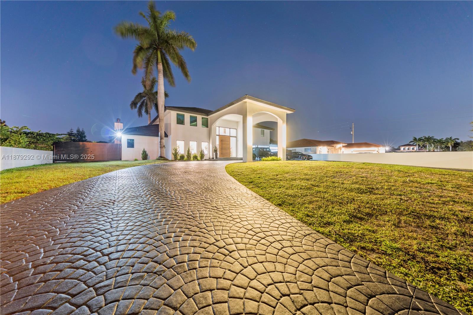 SWEETWATER ESTS SUB - Residential