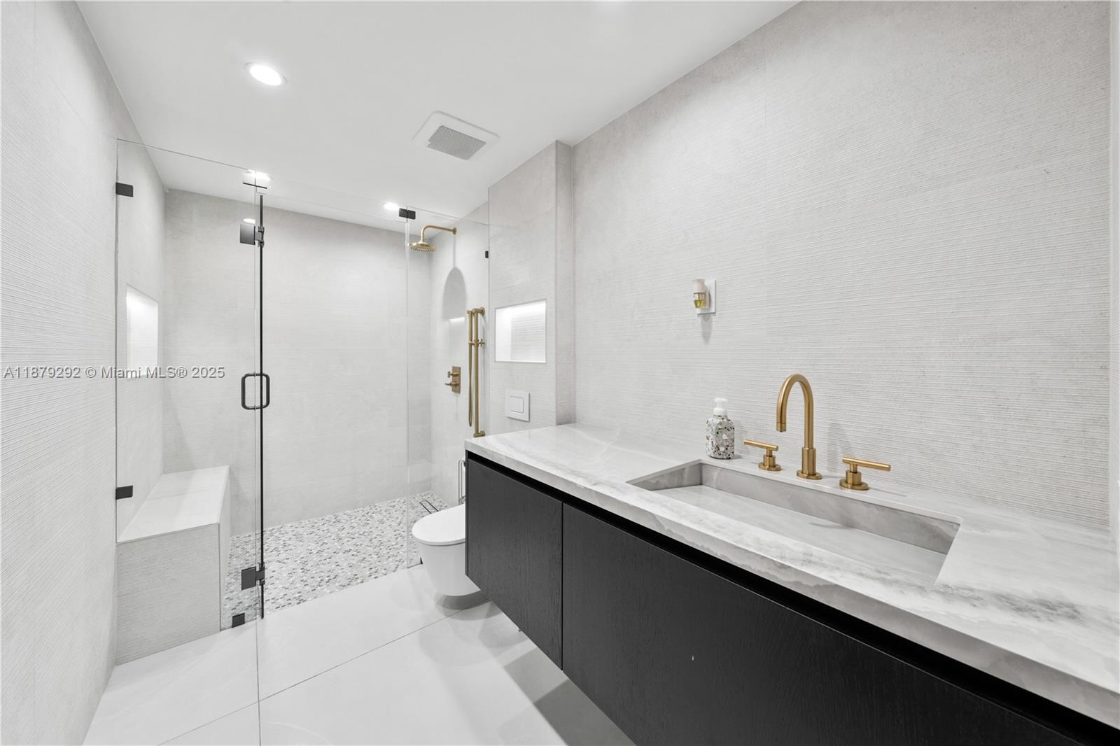 SWEETWATER ESTS SUB - Residential