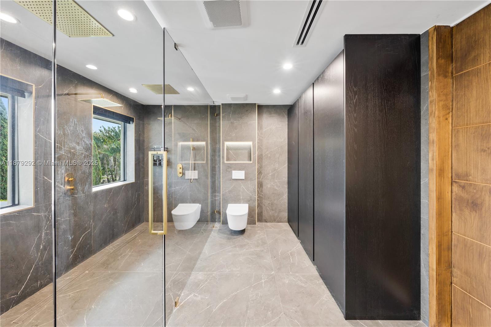 SWEETWATER ESTS SUB - Residential