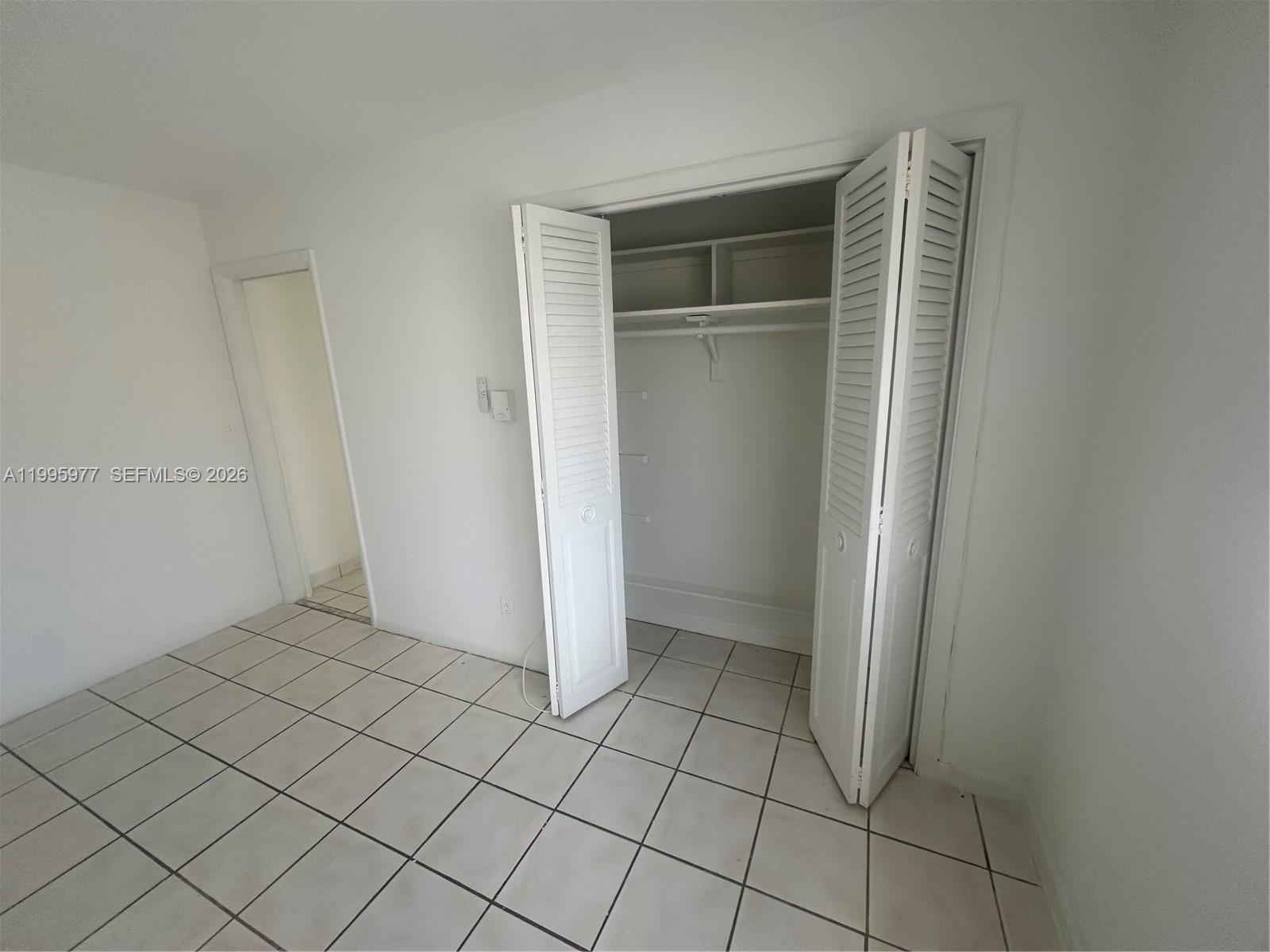 COLONIAL HOUSE CONDO - Residential Lease