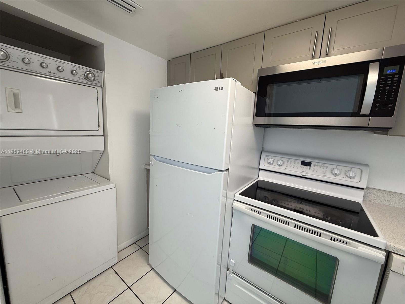 CENTURY GARDEN CONDO - Residential Lease