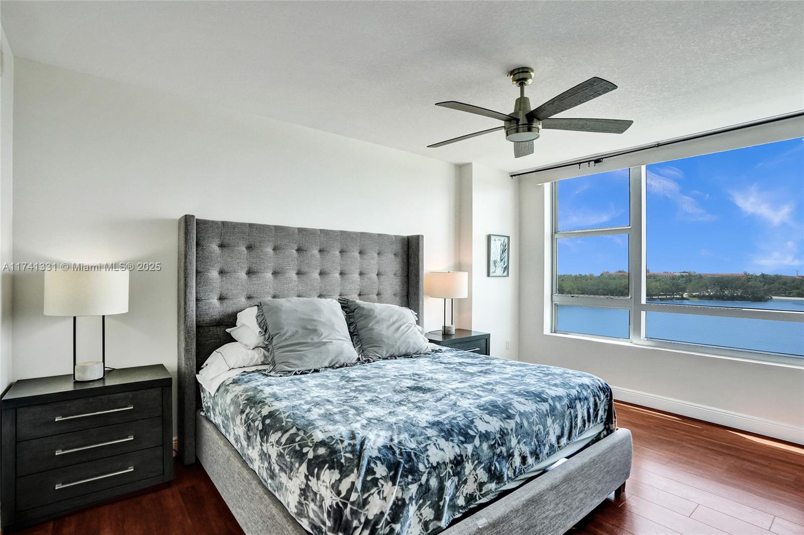 TAO SAWGRASS CONDOMINIUM - Residential