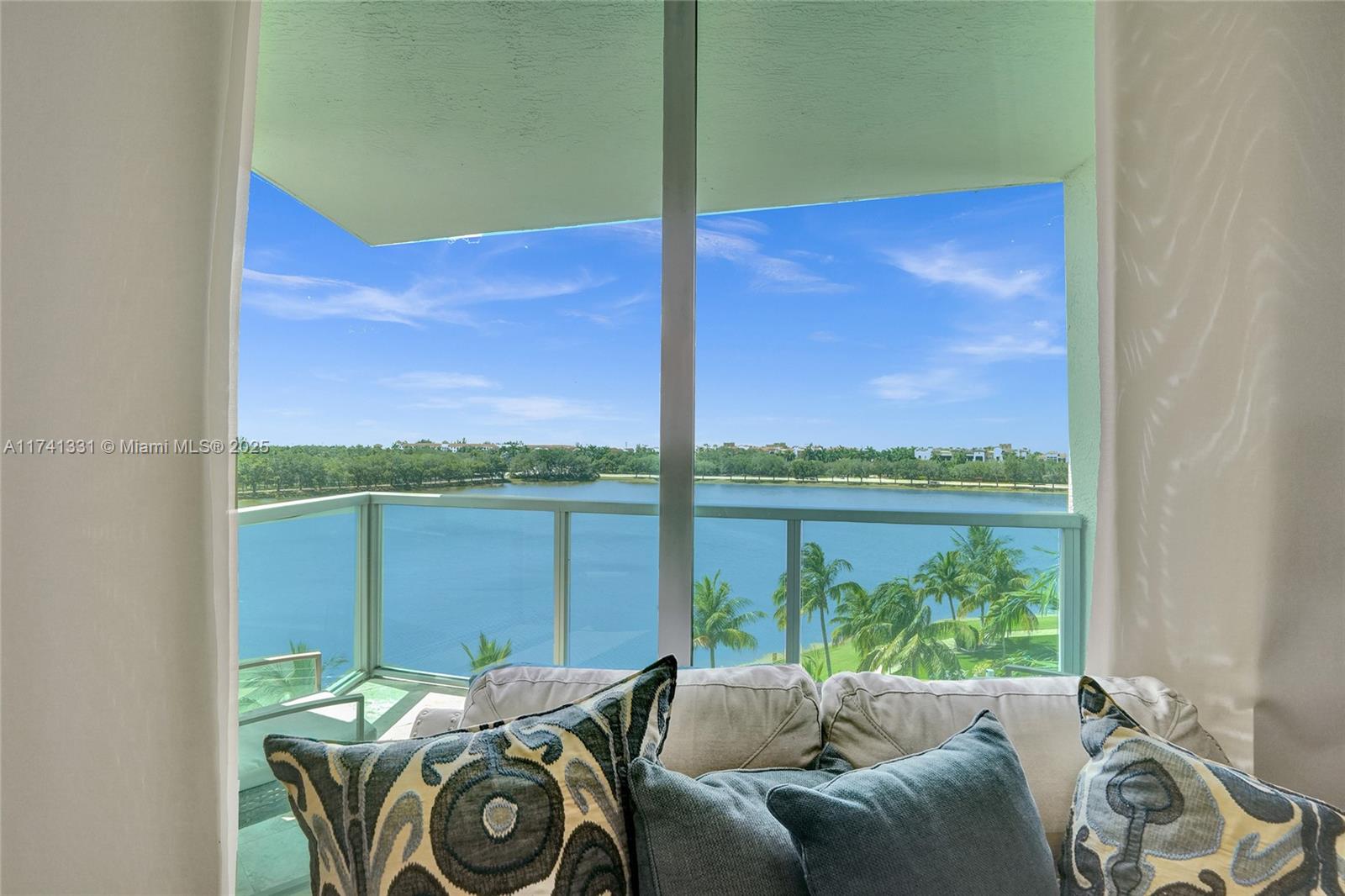 TAO SAWGRASS CONDOMINIUM - Residential