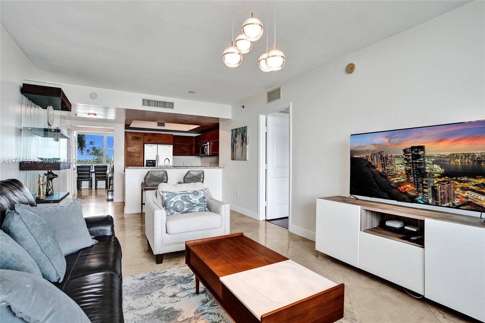 TAO SAWGRASS CONDOMINIUM - Residential