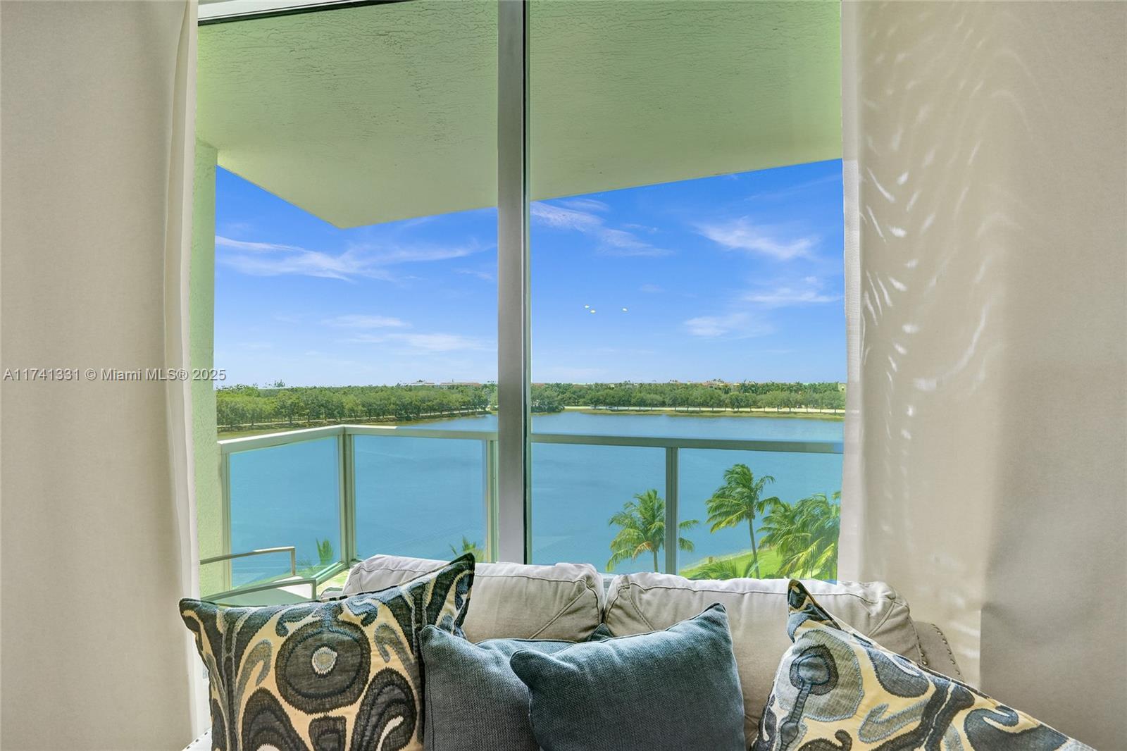 TAO SAWGRASS CONDOMINIUM - Residential