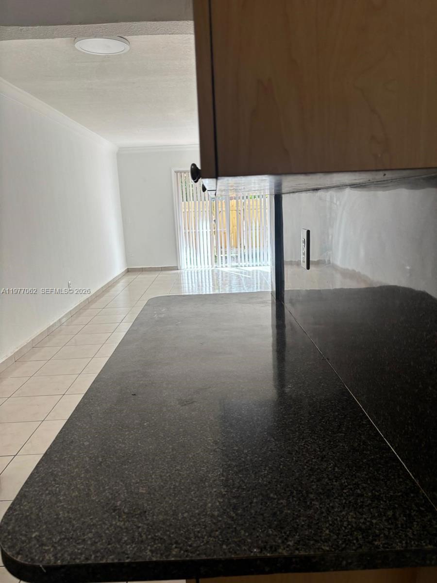 OLAS AZULES CONDO - Residential Lease