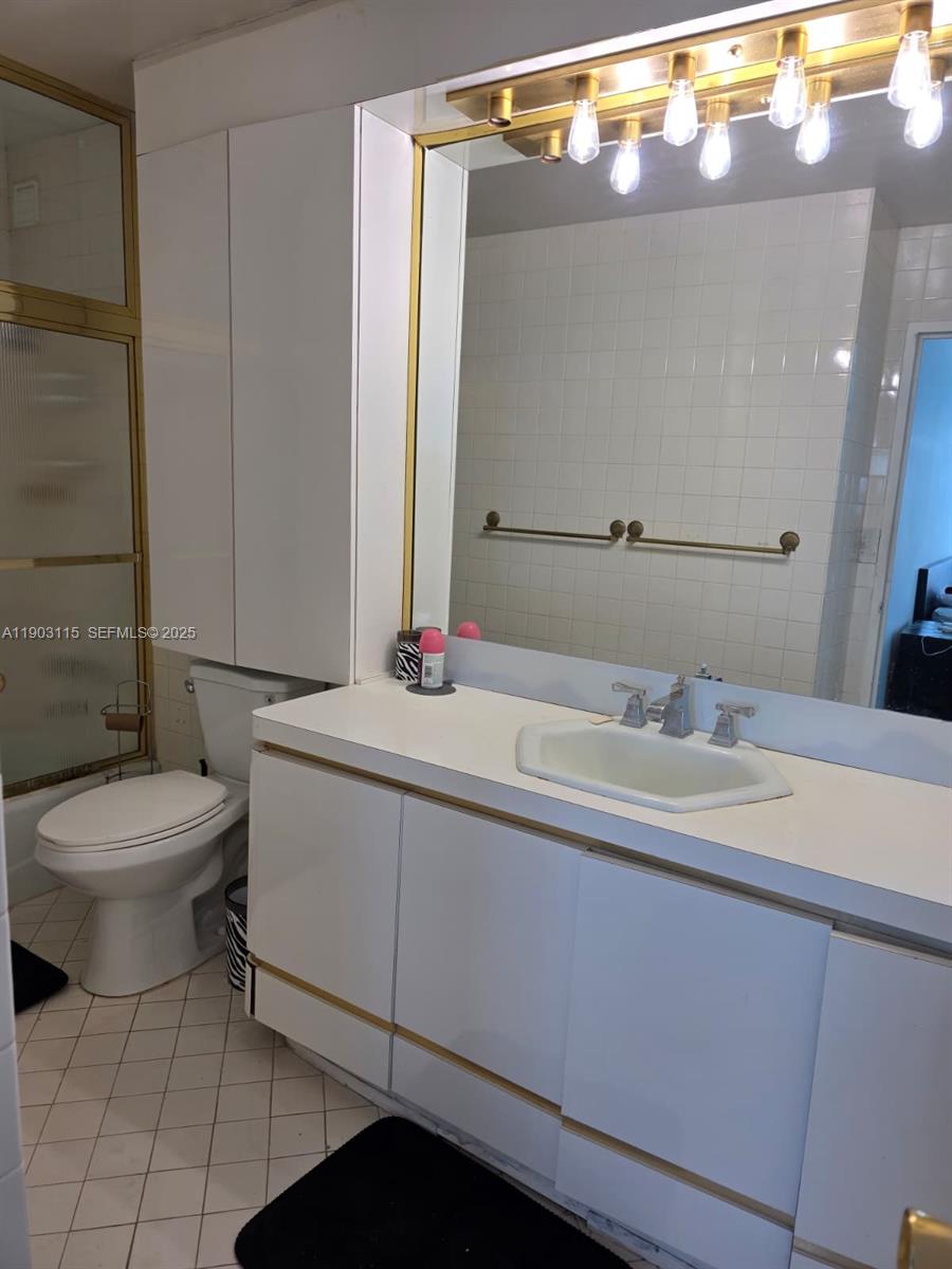 BLAIR HOUSE CONDO - WEST - Residential