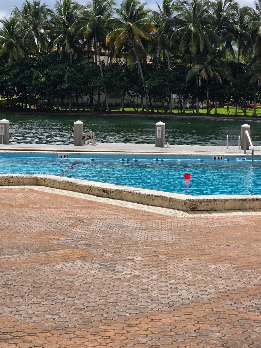 BLAIR HOUSE CONDO - WEST - Residential