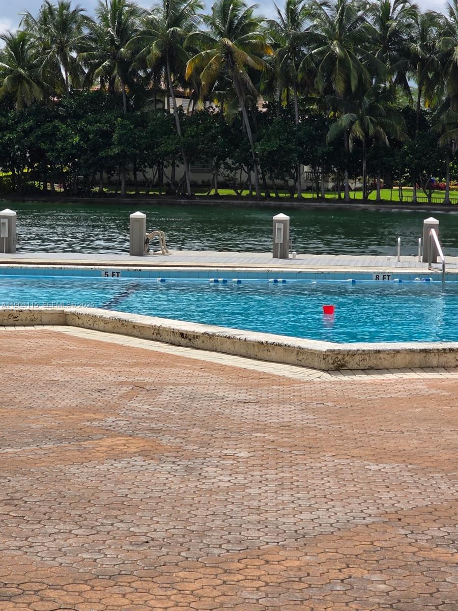 BLAIR HOUSE CONDO - WEST - Residential