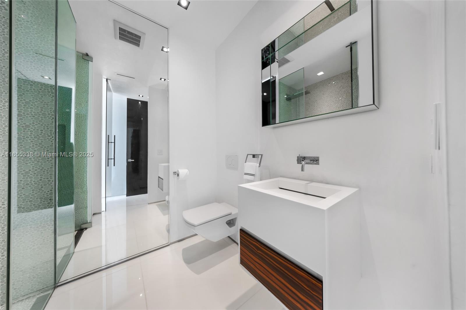 ASIA CONDO - Residential