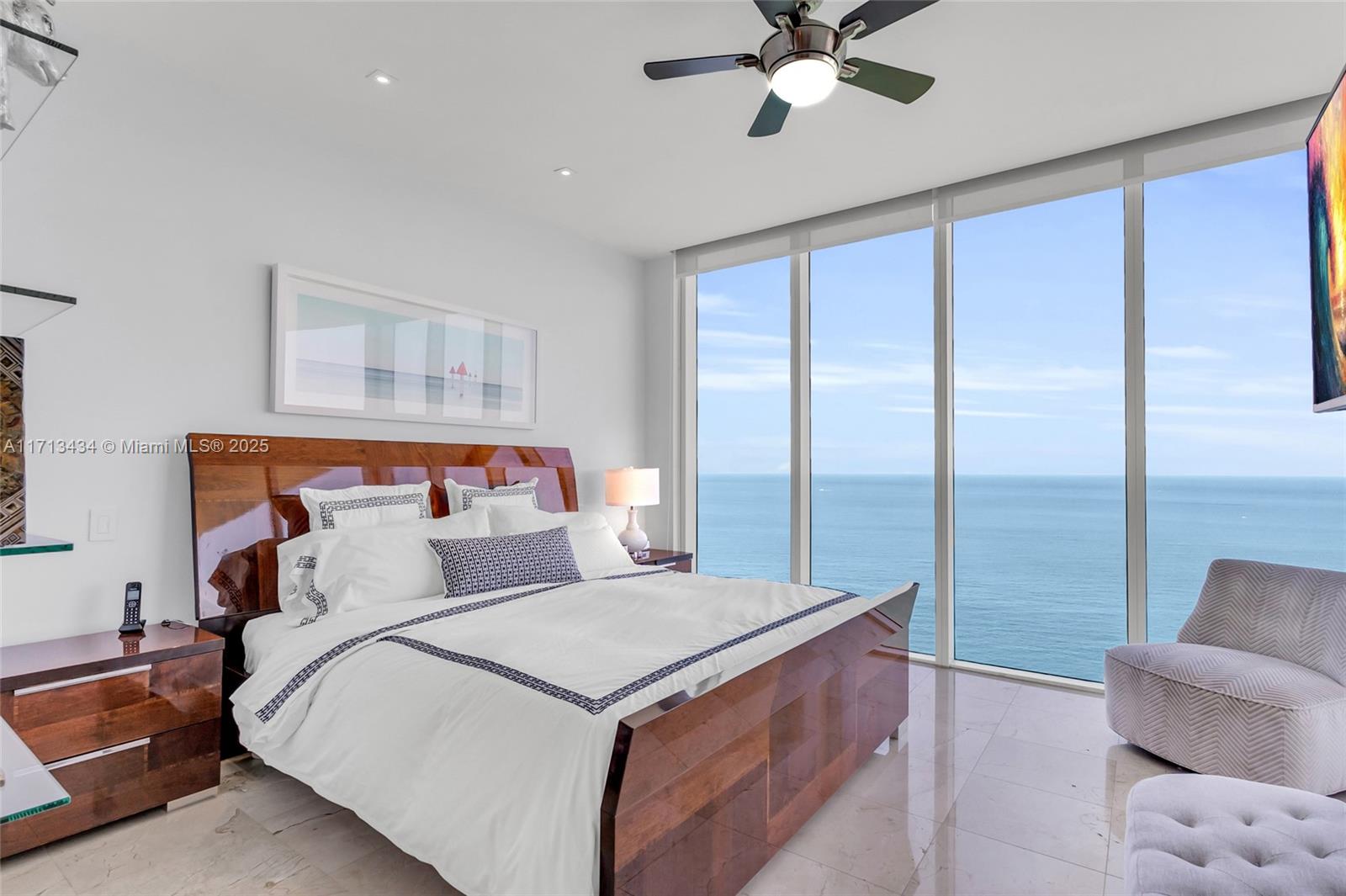 LA PERLA CONDO - Residential Lease