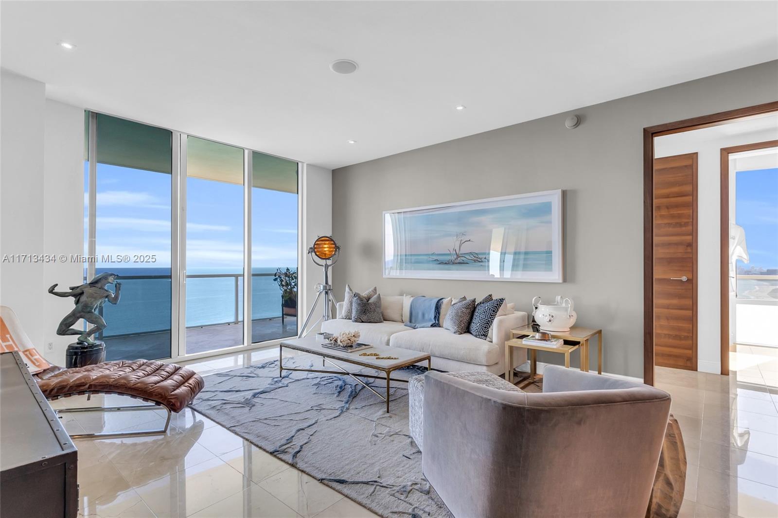 16699 Collins Ave 4202