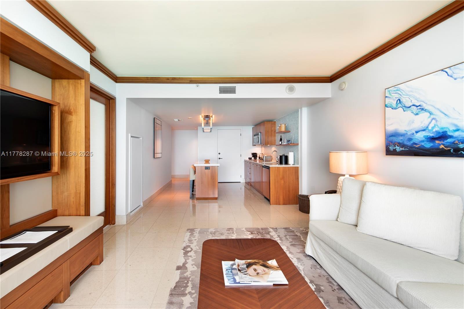 CENTRAL CARILLON BEACH CO - Residential Lease