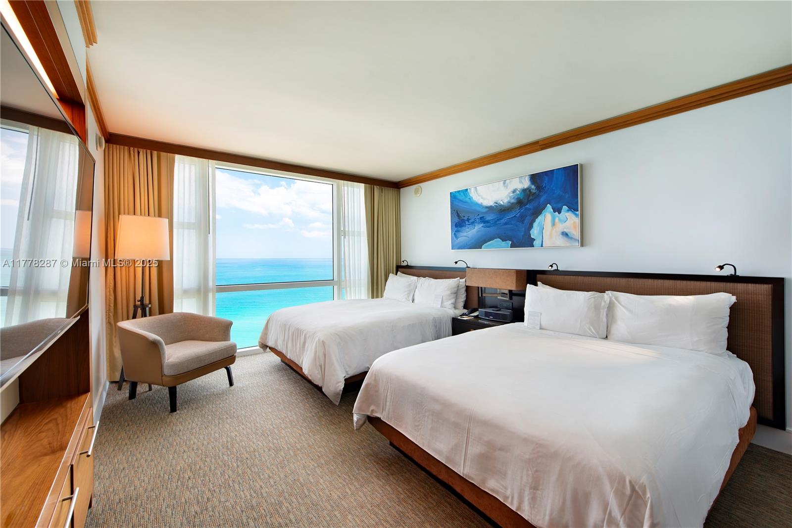 CENTRAL CARILLON BEACH CO - Residential Lease