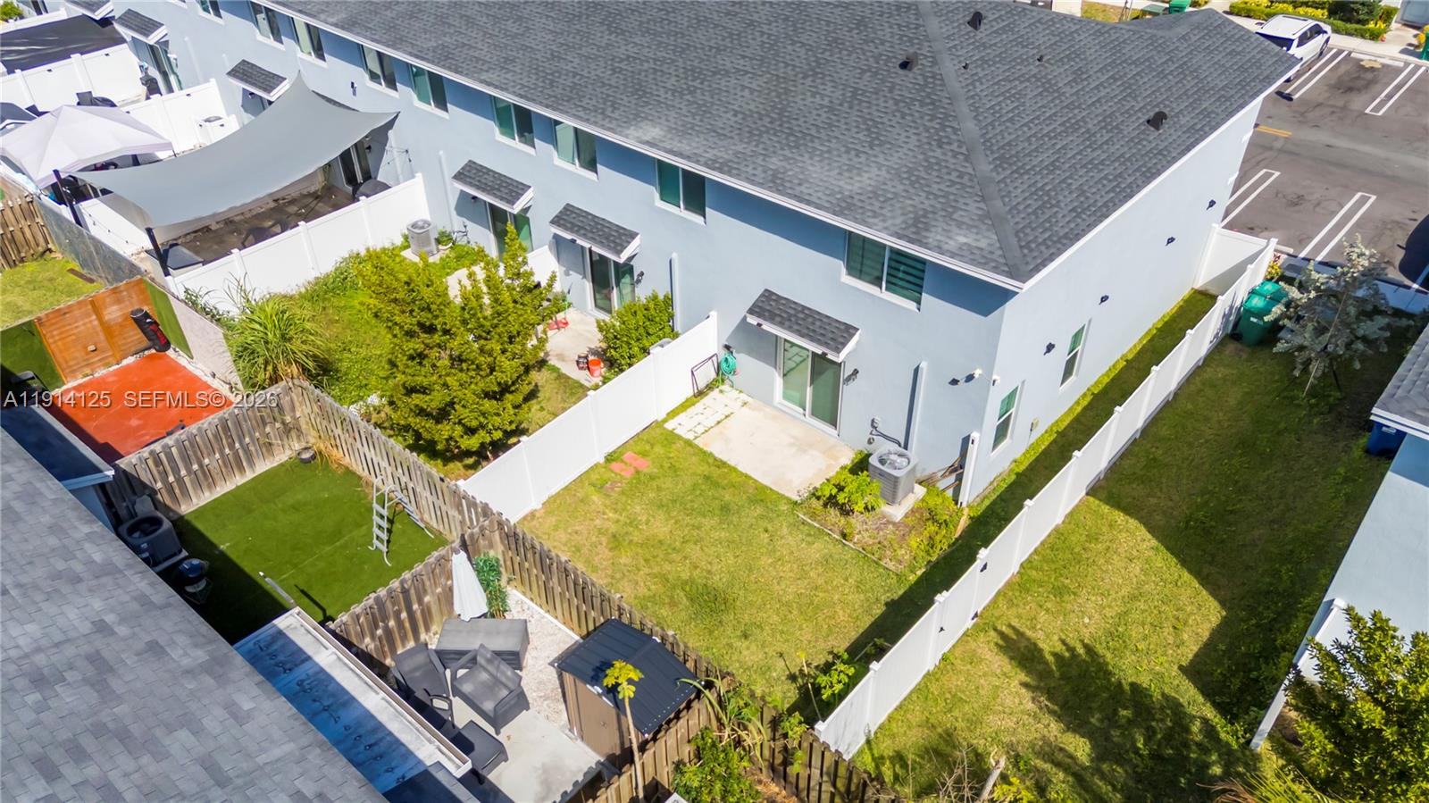 COSTA BLANCA VILLAS - Residential