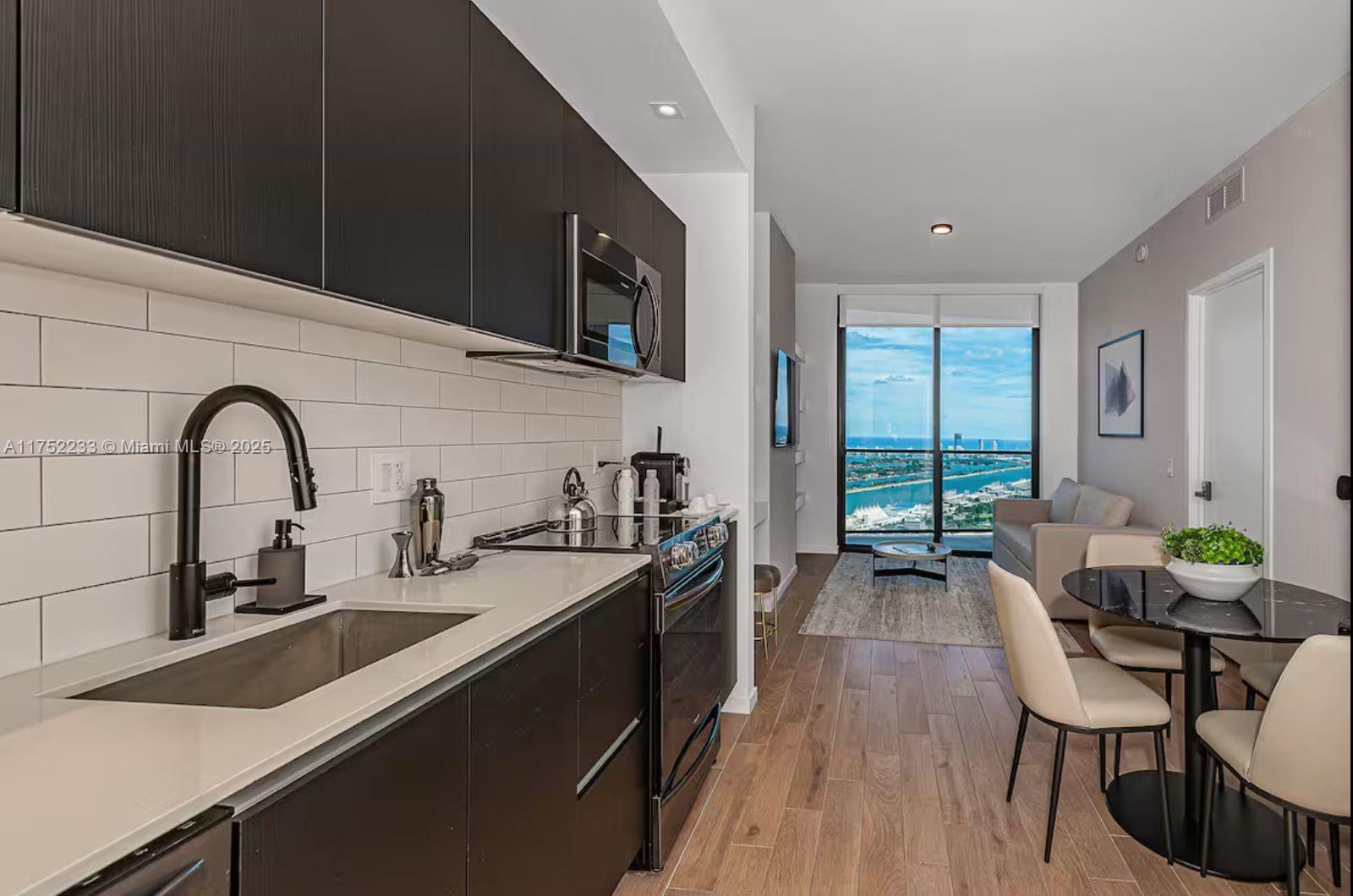 THE ELSER - Residential Lease