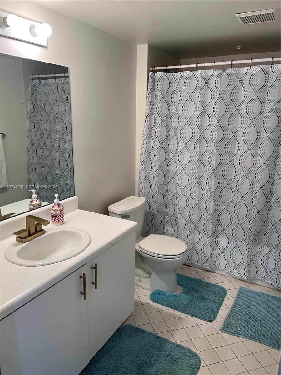 IVANHOE EAST AT CENTURY V - Residential