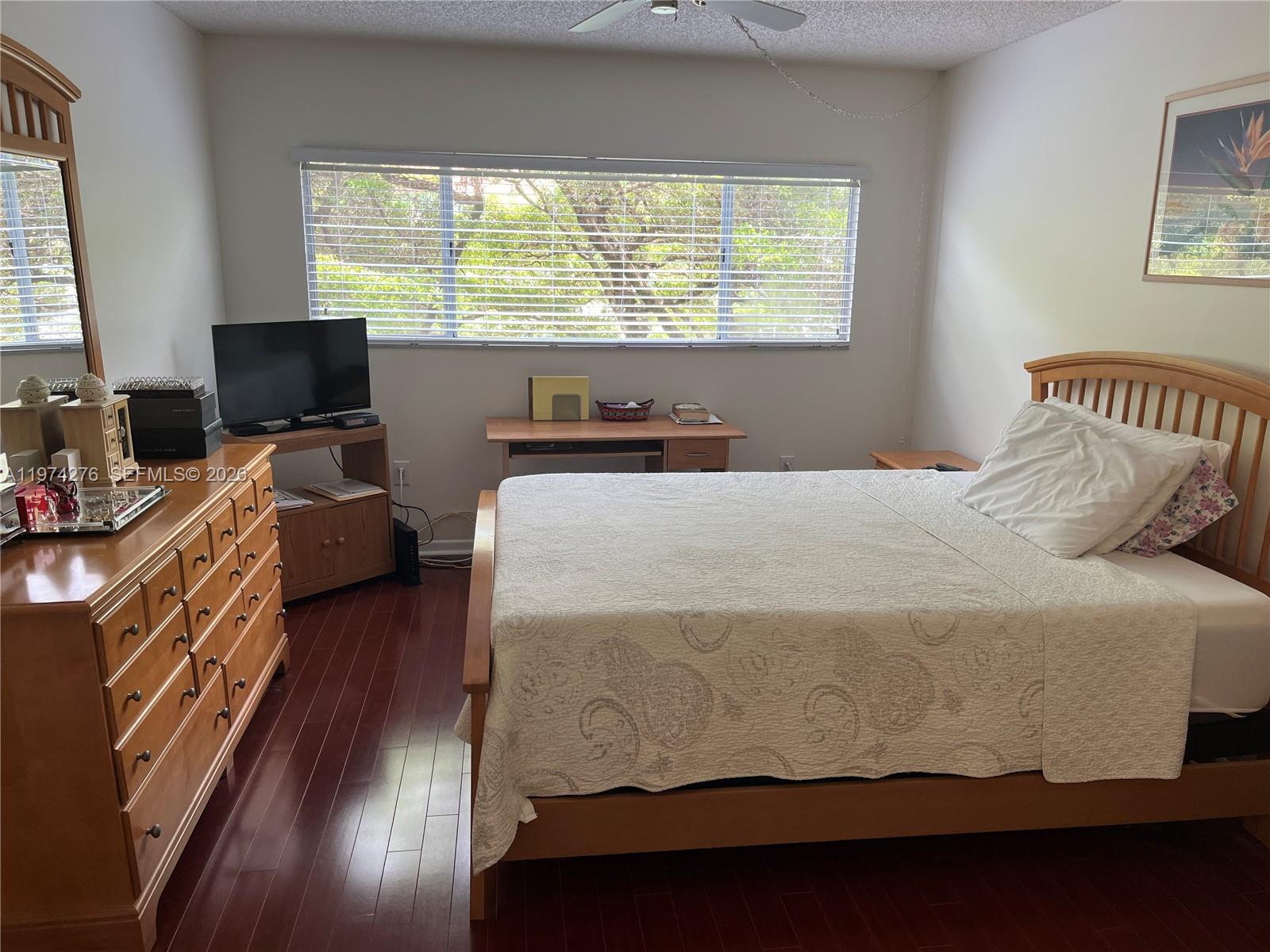 IVANHOE EAST AT CENTURY V - Residential