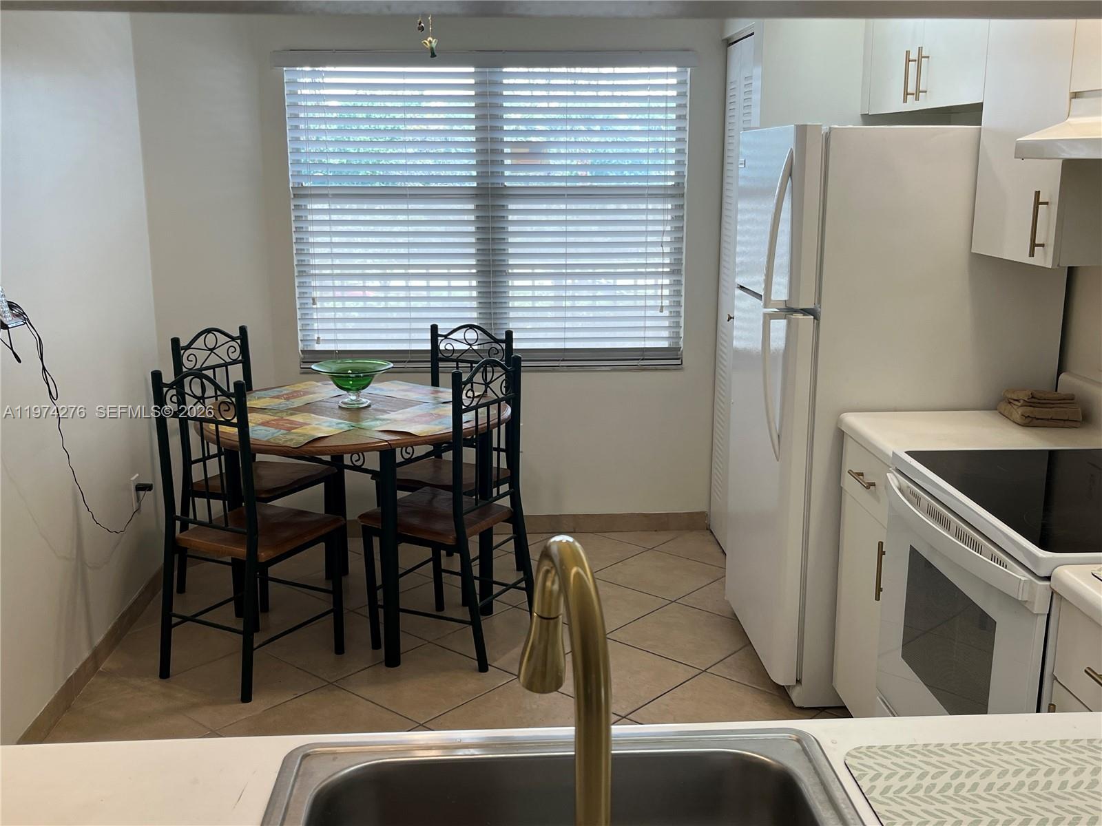 IVANHOE EAST AT CENTURY V - Residential