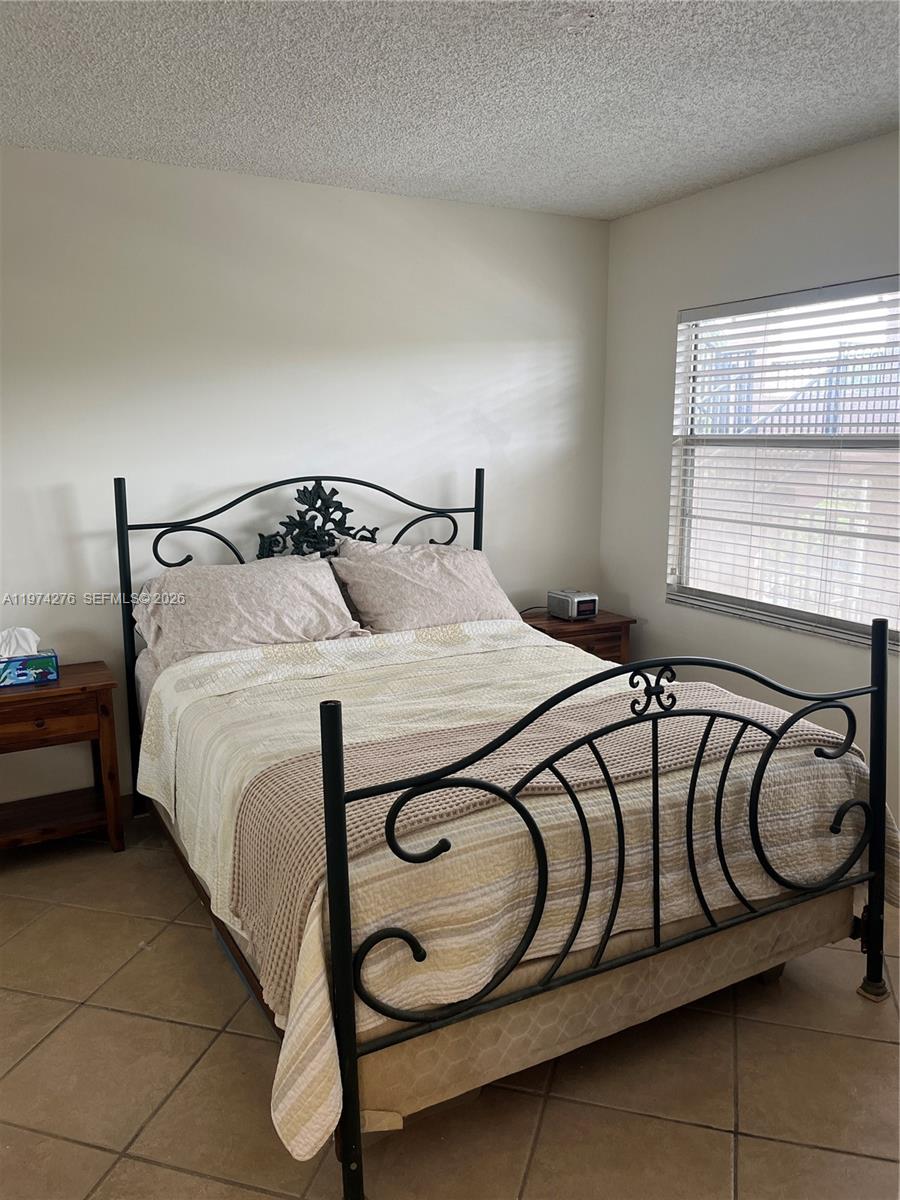 IVANHOE EAST AT CENTURY V - Residential