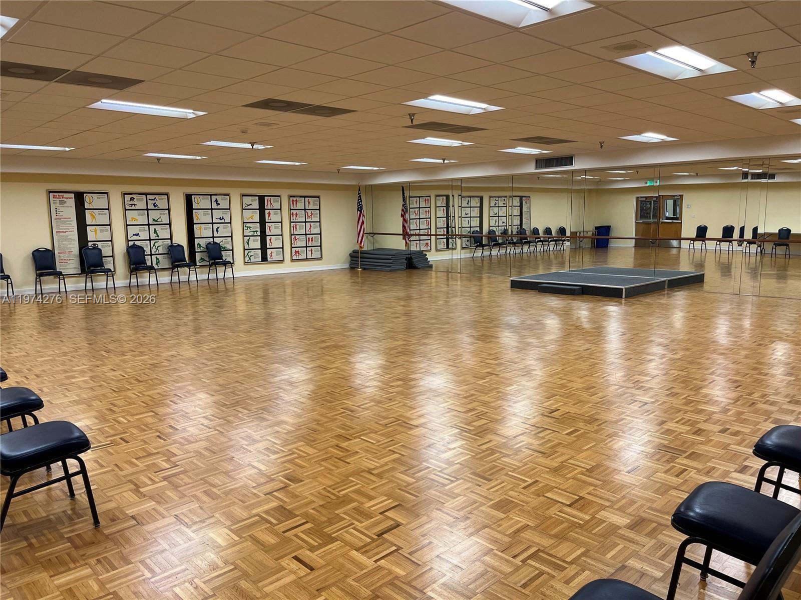 IVANHOE EAST AT CENTURY V - Residential