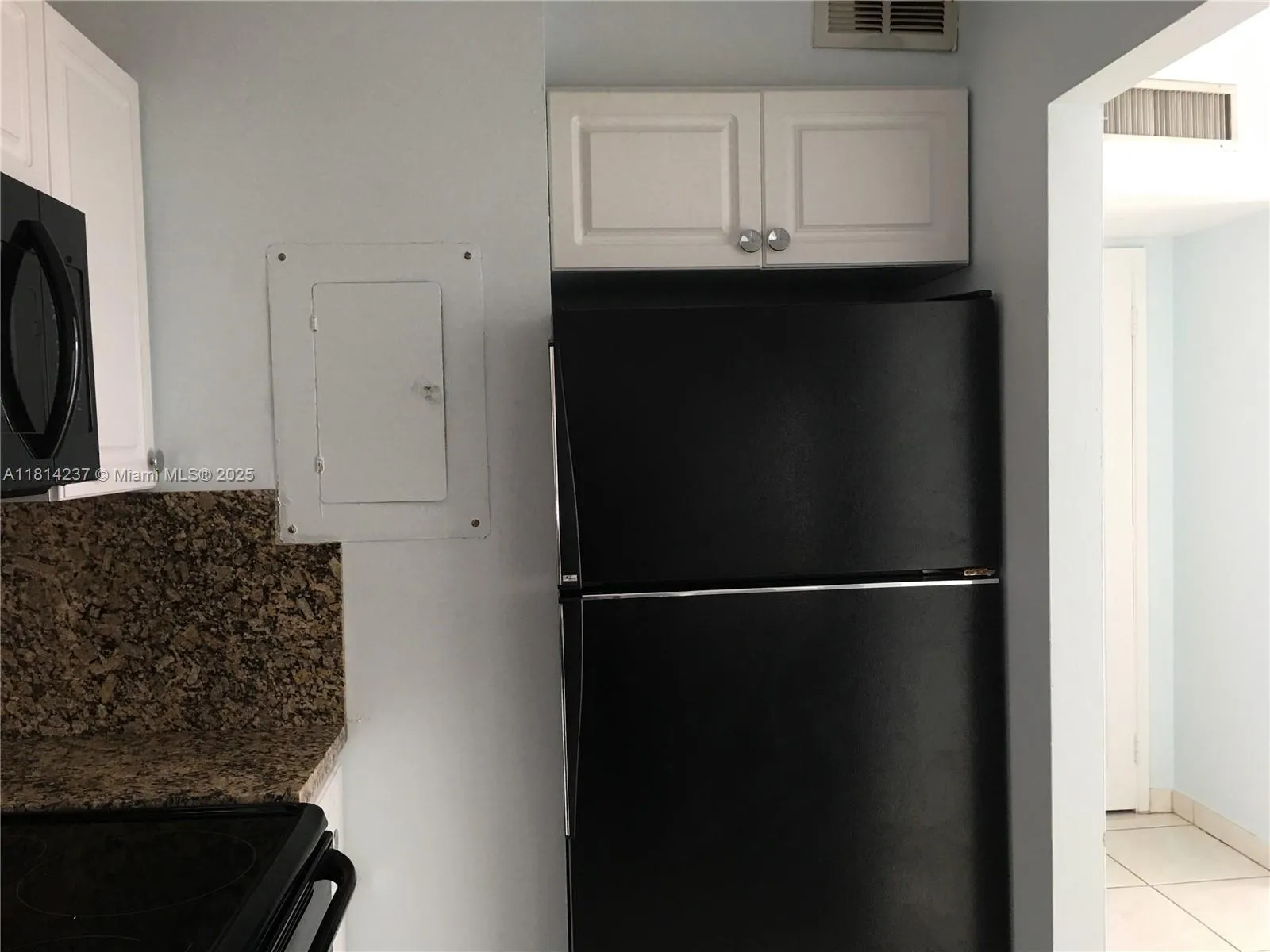 Miami, Florida 33179, United States, 1 Bedroom Bedrooms, ,1 BathroomBathrooms,Residential,Active,142694