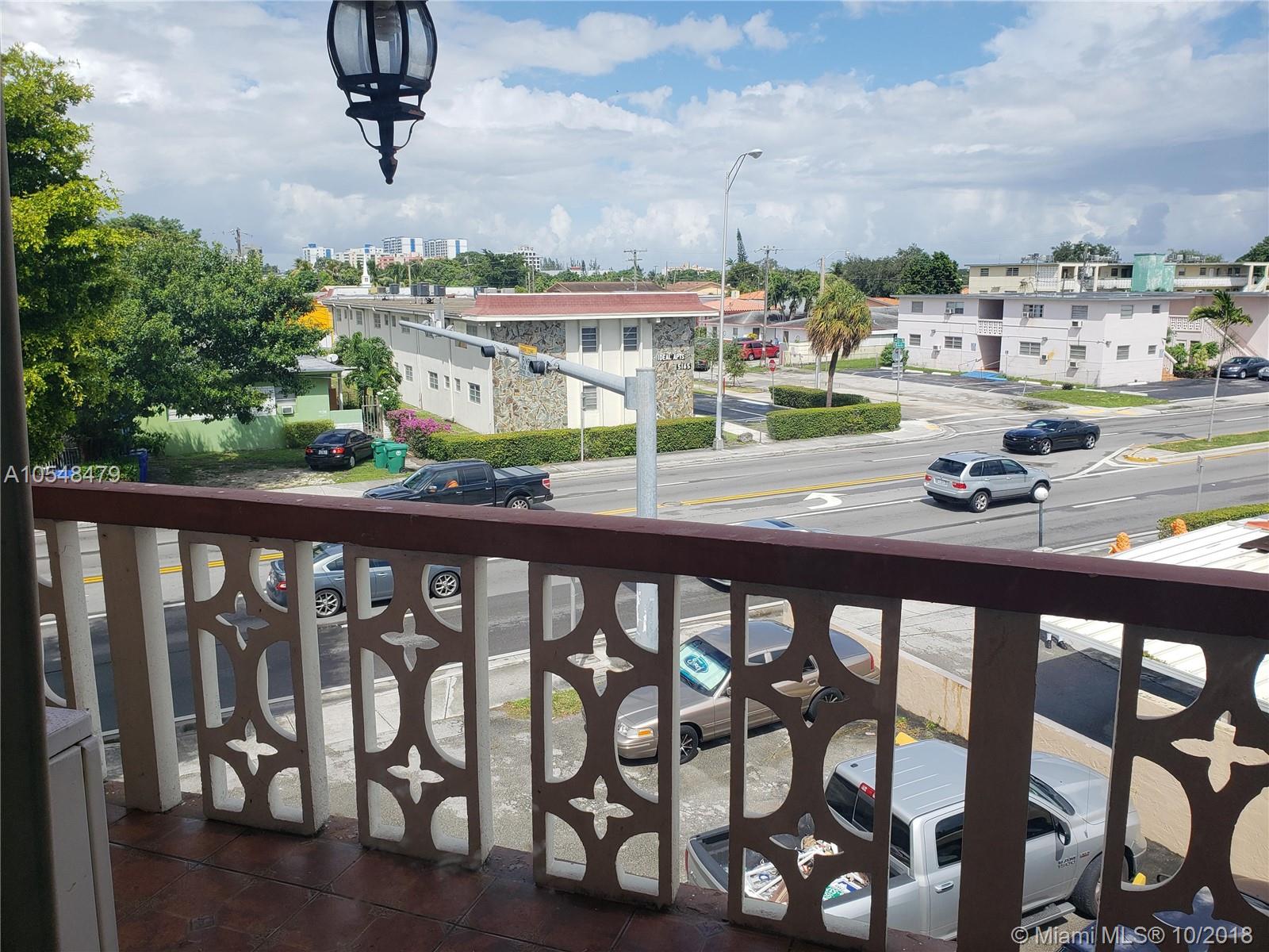 CAROLYNN TOWNHOUSE CONDO - Residential